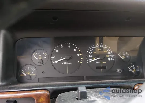 1997 Jeep Grand Cherokee Limited z USA, uszkodzony, nr VIN 1J4GZ78Y4VC545528